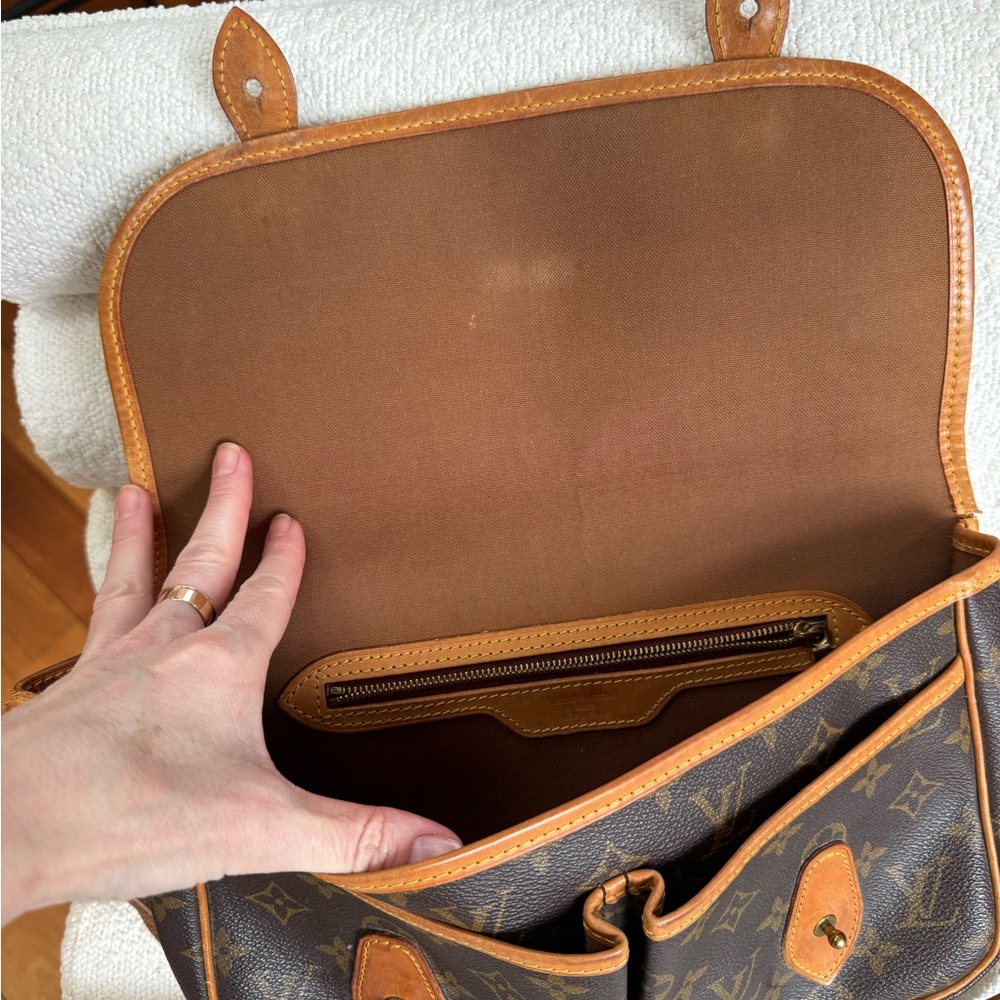 Louis Vuitton Gibeciere MM Monogram Crossbody Bag vintage - Picture 11 of 14